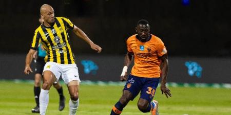 الاتحاد يواصل نزيف النقاط أمام الفيحاء في ليلة إهدار بنزيما لركلة جزاء