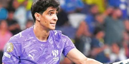 بونو: "سعيد جدا بتجديد عقدي مع الهلال وأتمنى أن أقدم أفضل مستوى رفقة الفريق"