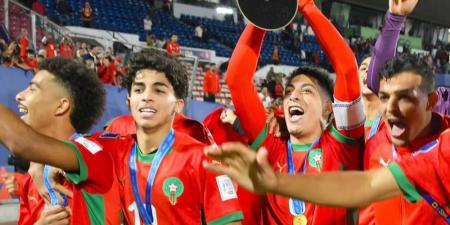 أبطال العالم يعودون إلى أرض الوطن بعد كتابة التاريخ في مونديال الشباب بالشيلي