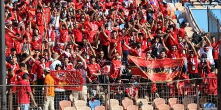 جمهور الأهلي يوجه رسالة إلى يس توروب في مباراة الاتحاد بالدوري (صورة)