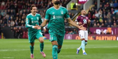 محمد صلاح أساسيًا في تشكيل ليفربول أمام برينتفورد