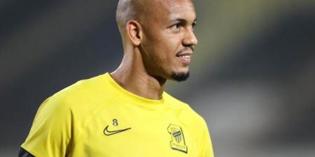 طرد فابينيو أمام الخليج يحرم الاتحاد من خدماته في ديربي جدة