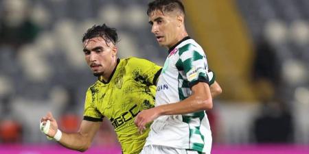 يستقبل الكوكب المراكشي بحثاً عن صدارة مؤقتة قبل إغلاق مركب محمد الخامس