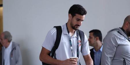 الأهلي يصل استاد هزاع بن زايد استعدادًا لمواجهة سيراميكا كليوباترا
