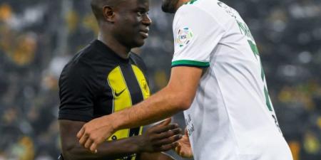 6 غيابات مؤثرة في ديربي جدة