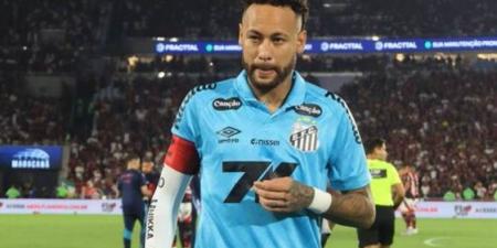 نيمار بمرمى الانتقادات.. أسطورة سانتوس تهاجمه بعنف بعد الخسارة أمام فلامنجو