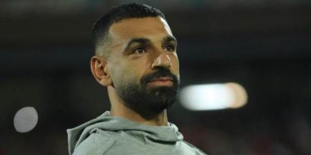 صلاح: كنت أفكر الانتقال للأهلي أو الزمالك.. وشعرت أنني أكبر من لاعب كرة قدم