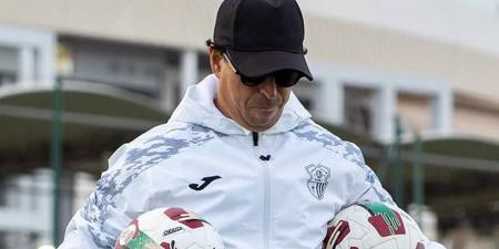 اتحاد طنجة يقرر فسخ عقد هلال الطير من طرف واحد والمدرب يتجه نحو لجنة النزاعات