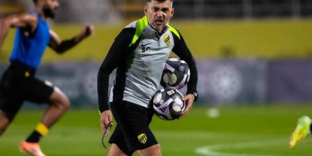 الاتحاد يستهدف ضم حارس الهلال السابق في الشتوية بطلب من كونسيساو