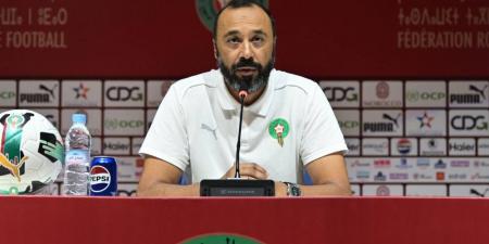 السكتيوي يسقط أسماء ثلاثة لاعبين من قائمة المنتخب الرديف في كأس العرب بعد مشاركتهم في المعسكر الأخير الأسبوع الماضي