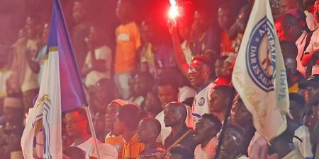 موقعة الوداد تُحرّك حماس جماهير عزام التنزاني والنادي ينظم رحلات خاصة للمناصرين مقابل 217 درهم