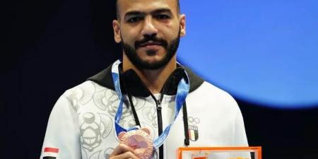 عبدالله ممدوح يتوج بذهبية بطولة العالم للكاراتيه مصر 2025