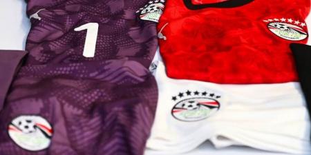 منتخب مصر المشارك في كأس العرب بالزي الأحمر أمام الكويت غدًا