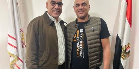 الزمالك يقرر تعيين الحسيني سمير منصبًا إداريًا لتطوير المنشآت