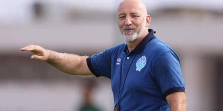 مواجهة "محتملة" بين الرجاء ومدربه السابق زفيكو بعد اقتراب الوحدة السعودي من التعاقد مع المدرب البوسني