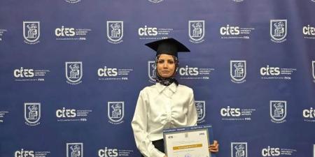 سُوكسَر تمنح أمال فؤاد لقب سفيرة كرة القدم النسائية في الشرق الأوسط.. مستند