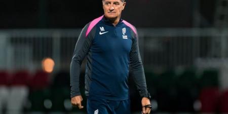 القادسية يعلن إقالة مدربه الإسباني ميتشيل جونزاليس