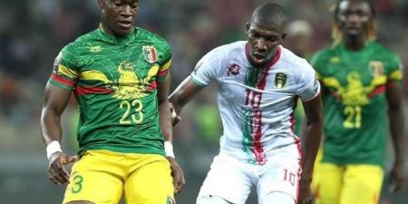 ديانج أساسيا في التشكيل الأساسي لـ مالي ضد زامبيا