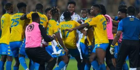 التشكيل الرسمي لمباراة الكاميرون والجابون في أمم إفريقيا.. مبيومو ضد بوكوم