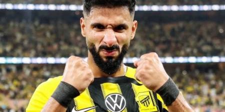 الرياض والشباب يتنافسان على صالح الشهري