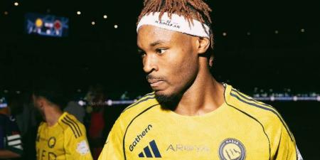 عودة سيماكان للتدريبات تمهد لمشاركته مع النصر في ديربي الهلال