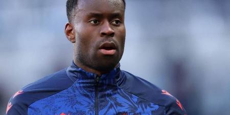 بايرن ميونخ يدخل سباق التعاقد مع مارك جويهي وسط منافسة إنجليزية