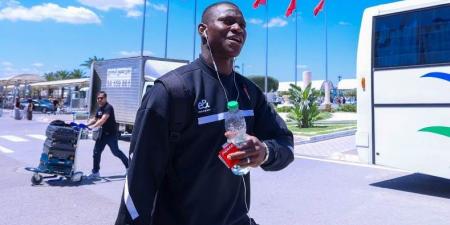 فالنسيا الإسباني يجهز عرضاً رسمياً لضم أليو ديانج من الأهلي (خاص)