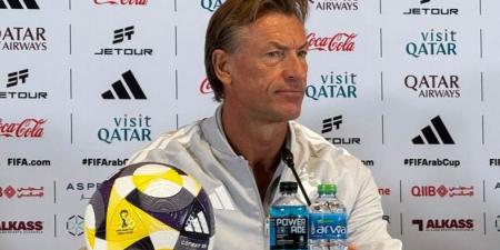 رينارد مهاجما دياز بعد ضياع ركلة الجزاء الحاسمة: "بلدك انتظرت ٥٠ سنة"