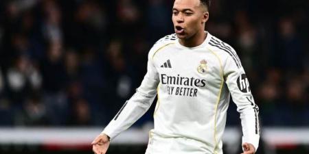 مبابي يسعى لاحتلال عرش كريستيانو رونالدو في ريال مدريد