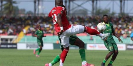 أليو ديانج يسجل التعادل في مباراة الأهلي ويانج أفريكانز بدوري أبطال إفريقيا