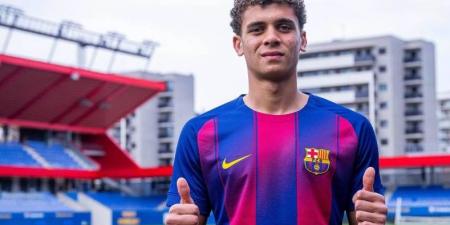 حمزة عبد الكريم يدعم فريقه "برشلونة أتلتيك" أمام تيراسا (صورة)