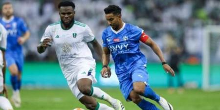 غيابات مؤثرة في كلاسيكو الهلال والأهلي