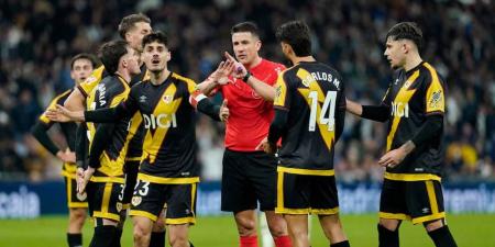 لاعب رايو فاليكانو بعد المباراة ضد ريال مدريد: "إن الله عادل ويرى كل شيء"