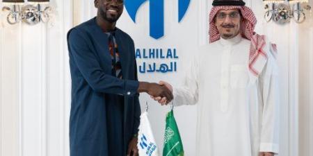 ماذا قدم كوليبالي مع الهلال قبل تجديد عقده؟