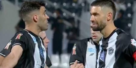 حمد الله يكرر سيناريو الموسم الماضي ويثير الجدل داخل أروقة الشباب بسبب ركلة جزاء