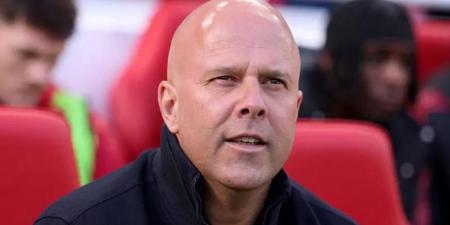 سلوت: "مباريات البريمير ليغ لم تعد ممتعة وإذا سألتني عن كرة القدم أفكر في برشلونة قبل 15 سنة"