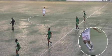 ملعب لوبومباشي يتحول إلى "برك مائية" ويخلق الجدل في مباراة مانييما يونيون ضد اتحاد العاصمة في كأس الكونفدرالية!