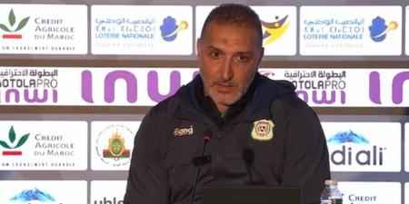 مدرب أولمبيك الدشيرة: "لا نستحق الهزيمة أمام الجيش الملكي وكثرة توقفات البطولة جعلتنا نفقد الإيقاع"