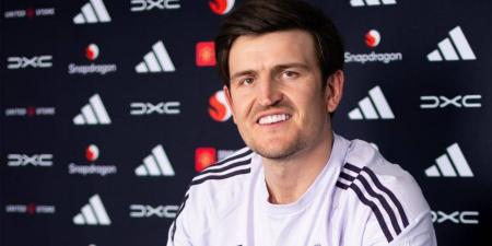 رسميا/ مانشستر يونايتد يجدد عقد ماغواير.. المدافع يضمن البقاء لموسم ثامن