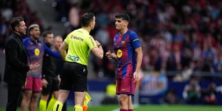 لجنة الحكام الإسبانية: "مارتين لاعب برشلونة كان يستحق الطرد وقرار الـ'VAR' كان خاطئا"