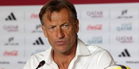 تقرير فرنسي/ إقالة هيرفي رونار من تدريب المنتخب السعودي قبل أقل من شهرين على انطلاق المونديال