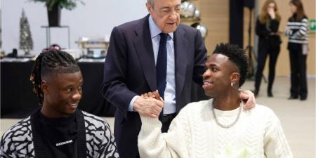 بيريز يحسم موقف ريال مدريد تجاه فينيسيوس ويؤكد دعمه المطلق