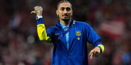 رافينيا عن مراهقته: "بعد التداريب كنت أقف في الشارع وأطلب من الناس أن يشتروا لي شيئًا آكله وأصدقائي كانوا أفضل مني في كرة القدم"