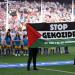 لاعبات الدوري الألماني يساندن فلسطين بلافتة أوقفوا الإبادة الجماعية
