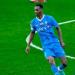 مهاجم الهلال يقترب من مزاملة سعود عبد الحميد في الدوري الفرنسي