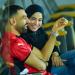 محمد صلاح وزوجته يتابعان مباراة مصر وغينيا بيساو من المدرجات "فيديو"