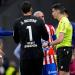 أتلتيكو مدريد يعبر عن استيائه من تدخلات الـ"VAR" أمام ريال مدريد وبرشلونة
