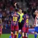 قناة ريال مدريد تهاجم التحكيم وتصف إلغاء طرد لاعب برشلونة بالفضيحة