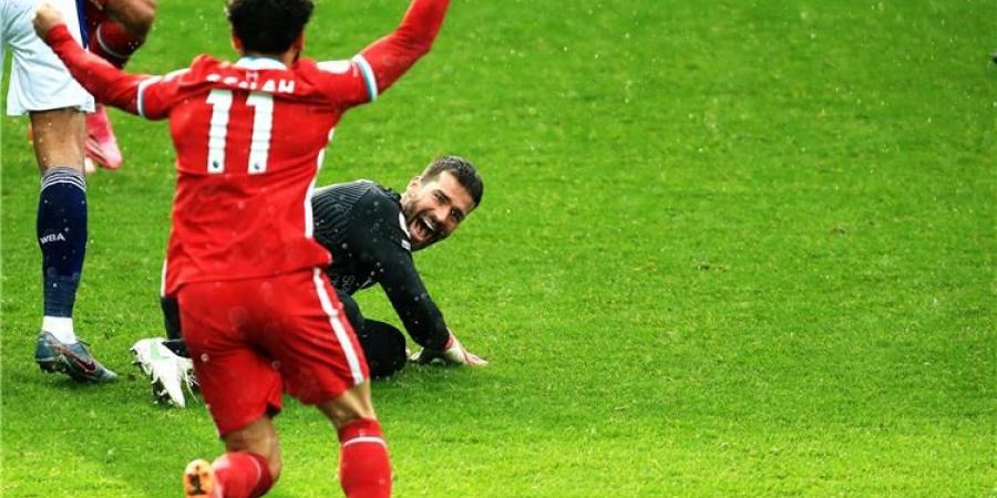 جماهير ليفربول بعد أداء محمد صلاح أمام وست بروميتش: حمل الفريق على ظهره هذا الموسم