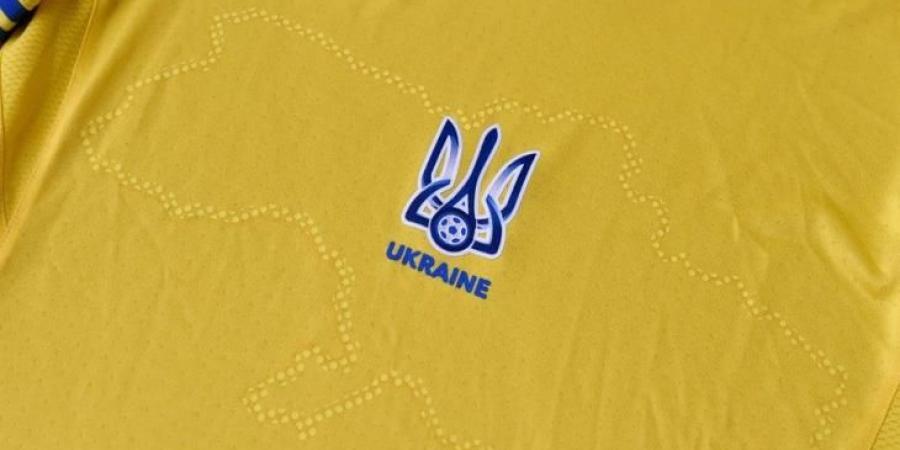 منتخب أوكرانيا يثير غضب روسيا بقميص يورو 2020
07 يونيو 2021 07:51 م